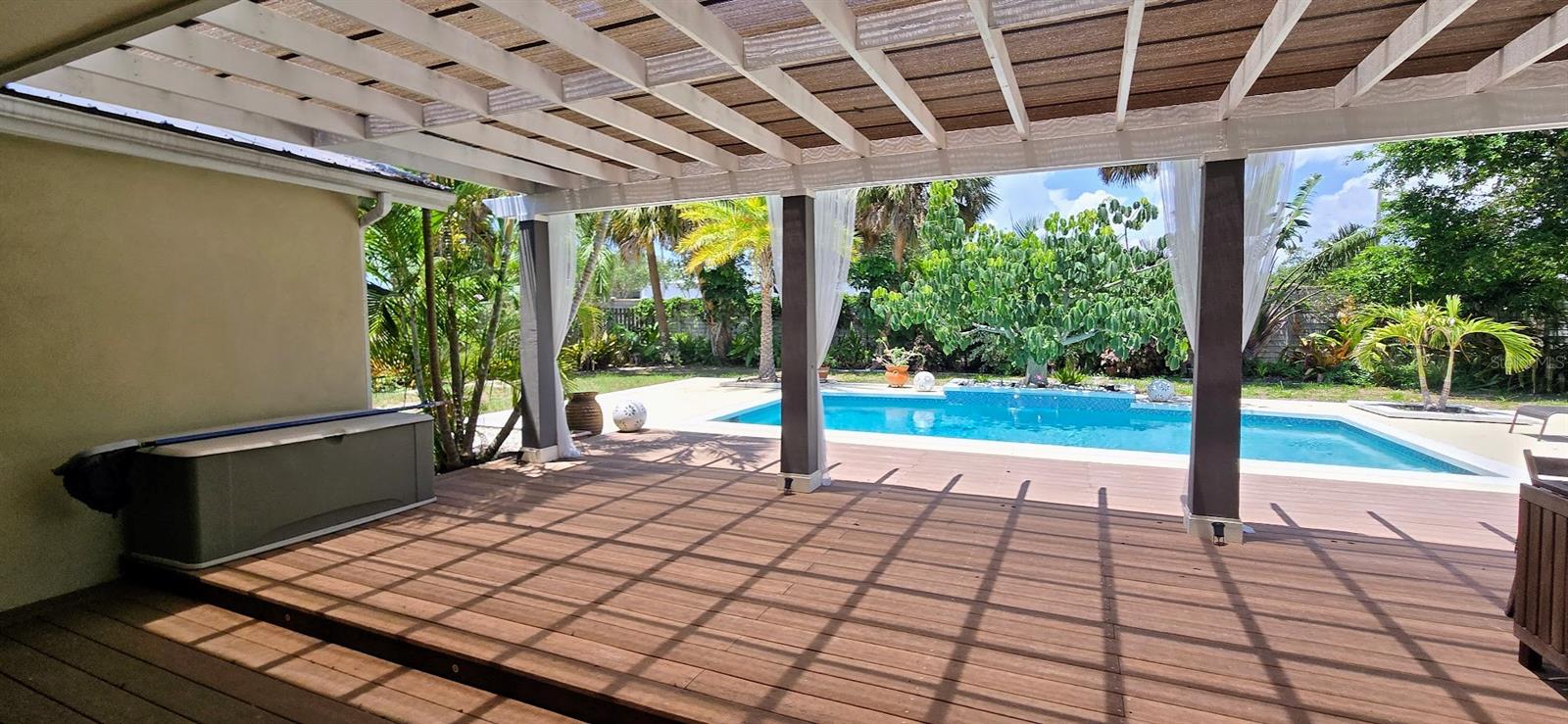 RIVER FOREST - Residential Lease