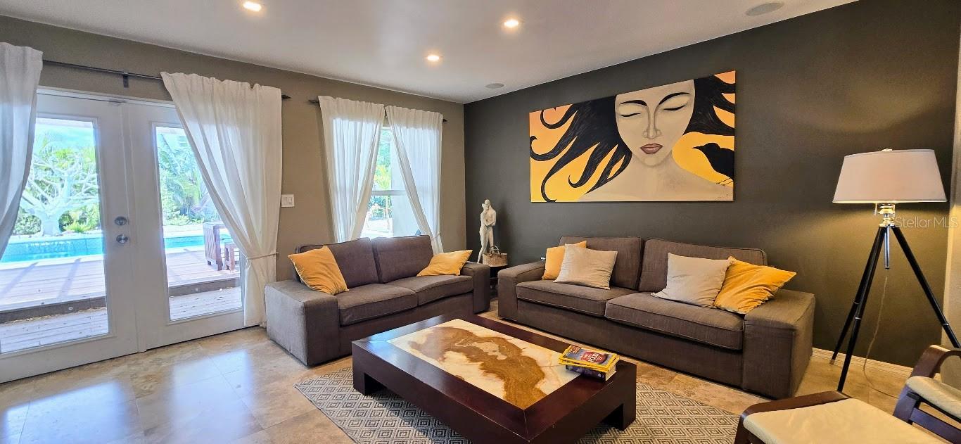 RIVER FOREST - Residential Lease