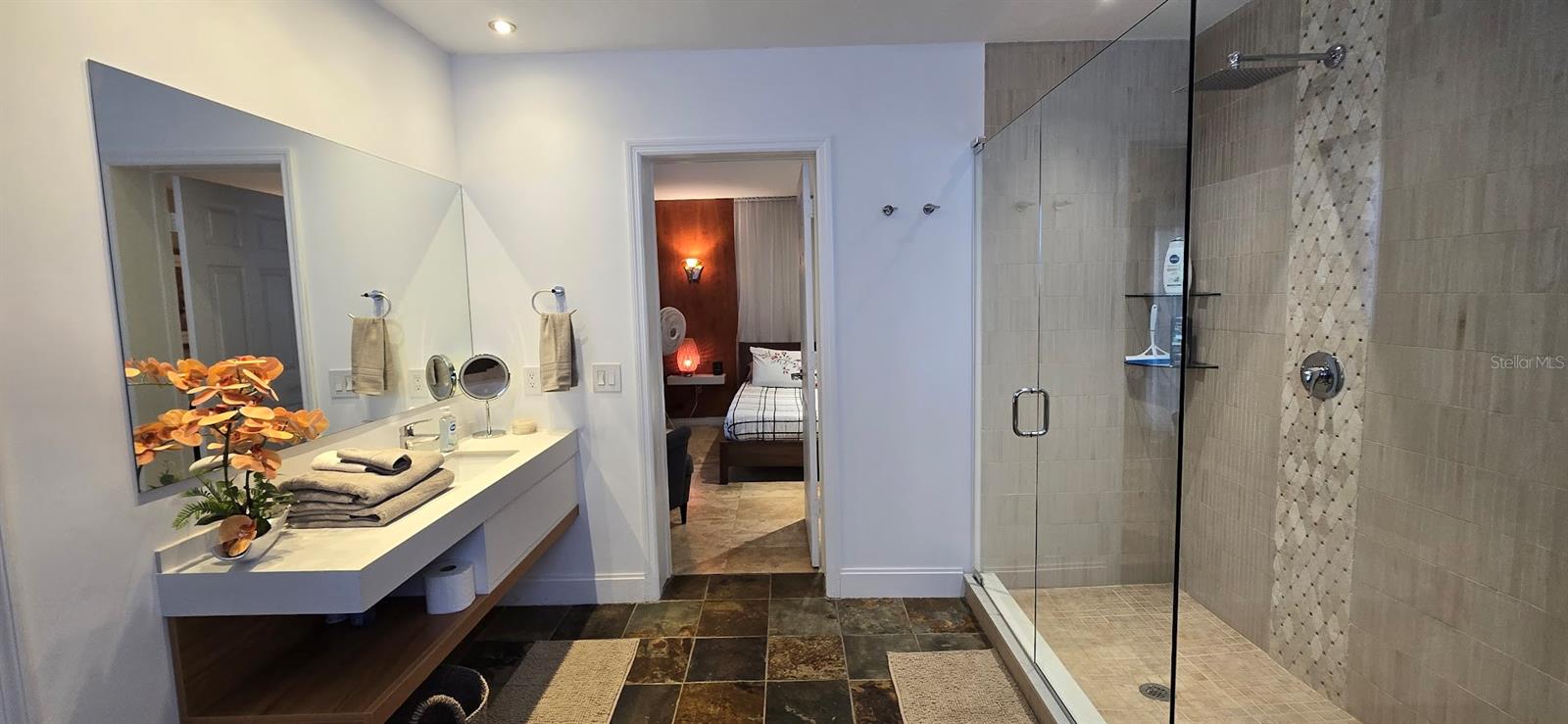 RIVER FOREST - Residential Lease