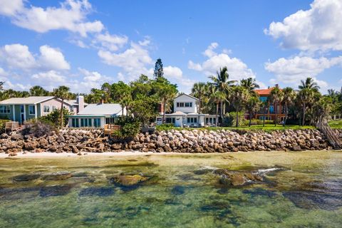 A home in SARASOTA