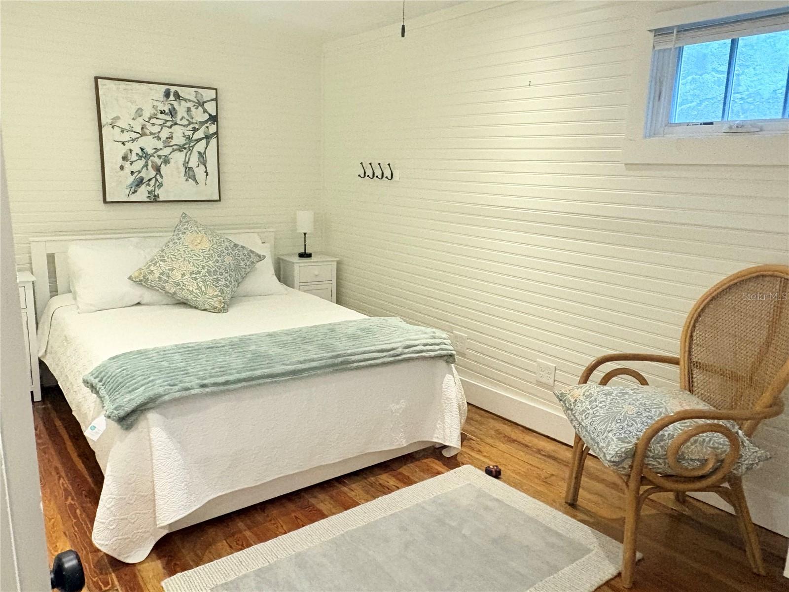 370 EAST RAILROAD - Residential