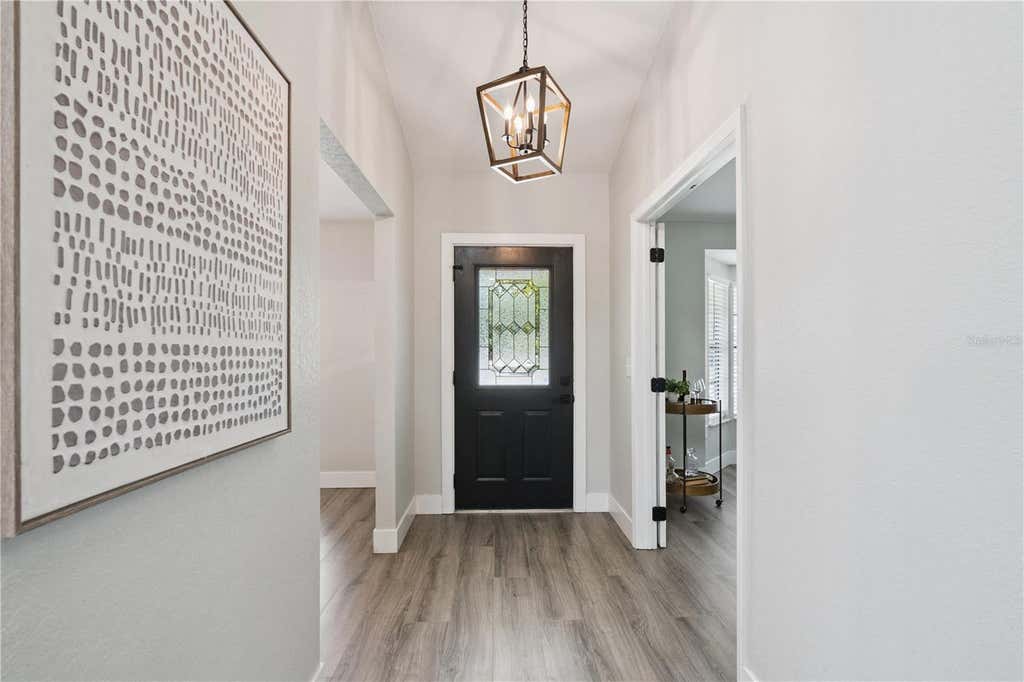 Photo of 5905 Cedar Pine Drive, Orlando, FL 32819 (MLS # O6435174)