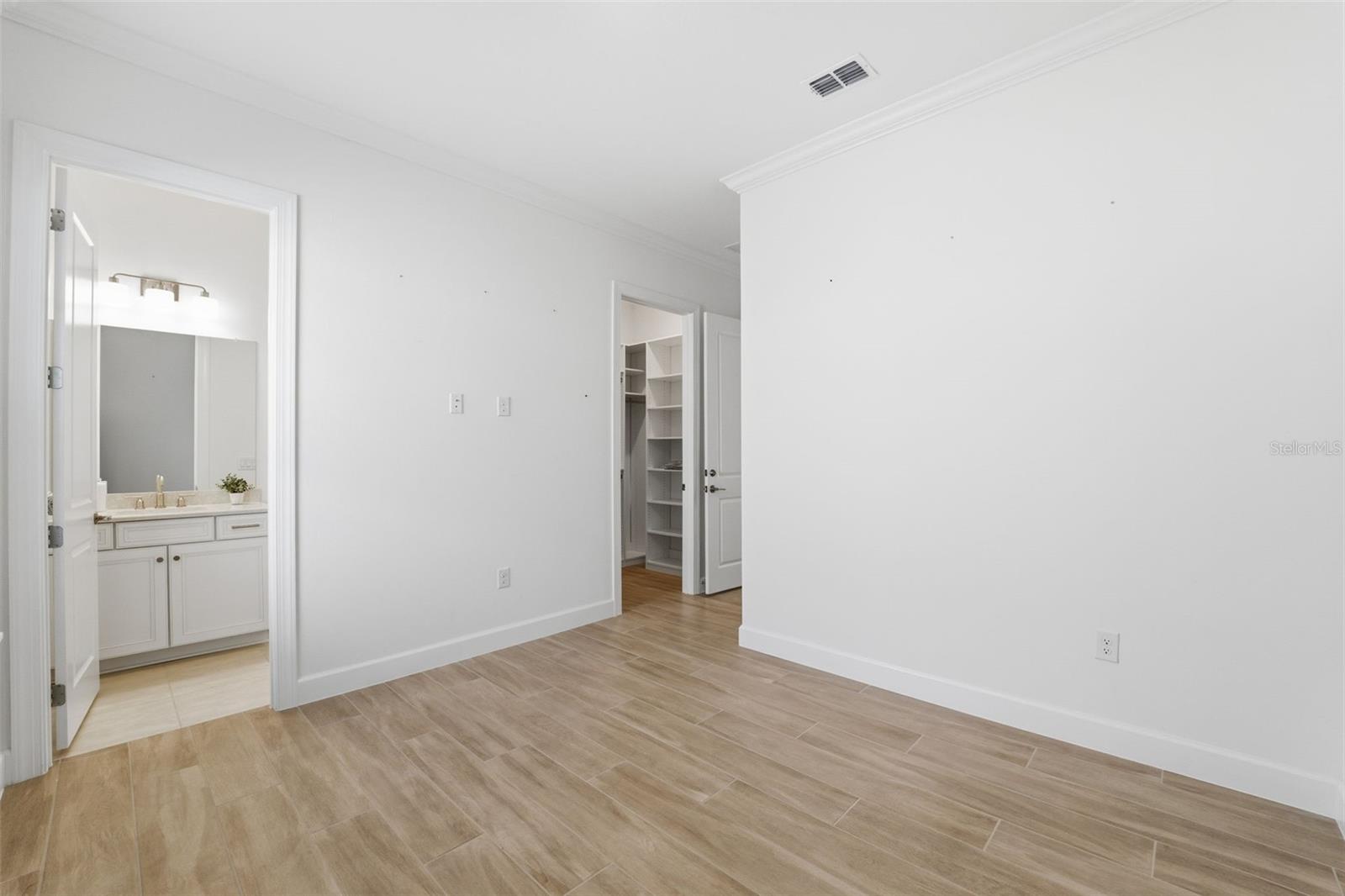 ESPLANADE/WIREGRASS RANCH PHS - Residential