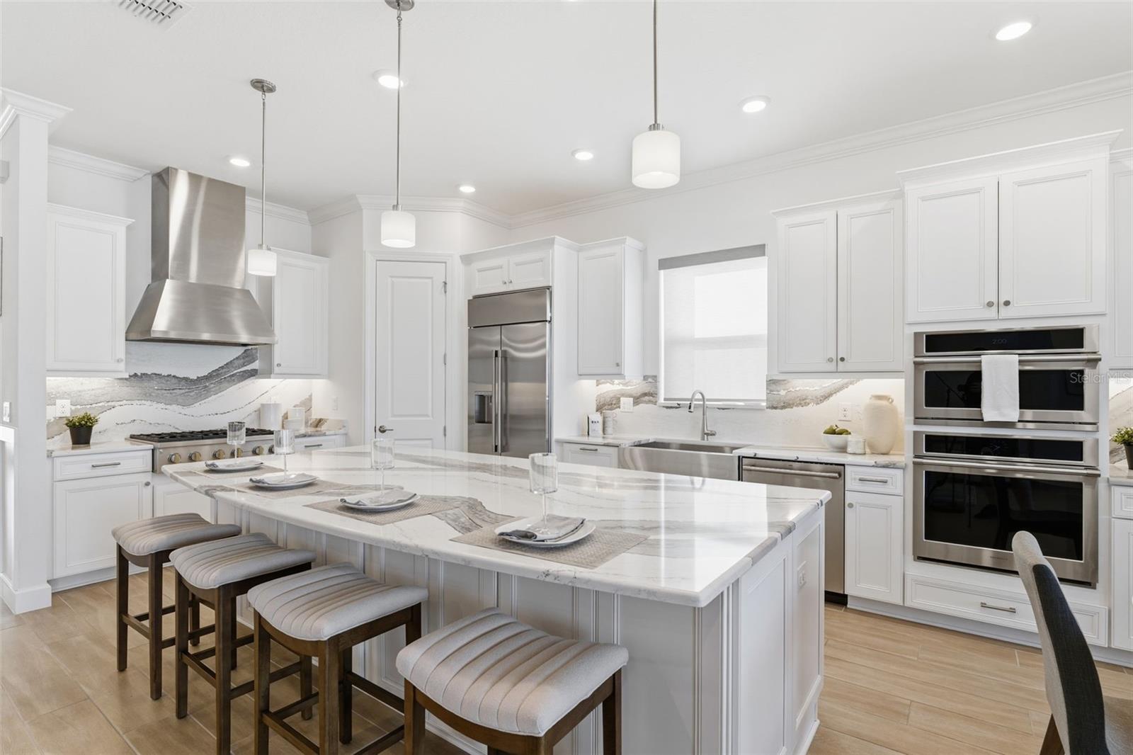 ESPLANADE/WIREGRASS RANCH PHS - Residential