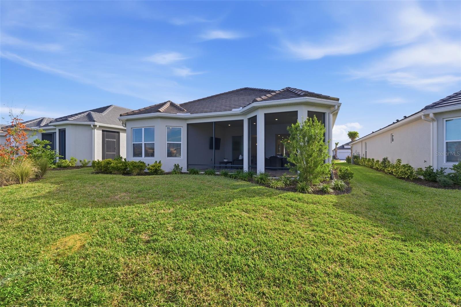 ESPLANADE/WIREGRASS RANCH PHS - Residential