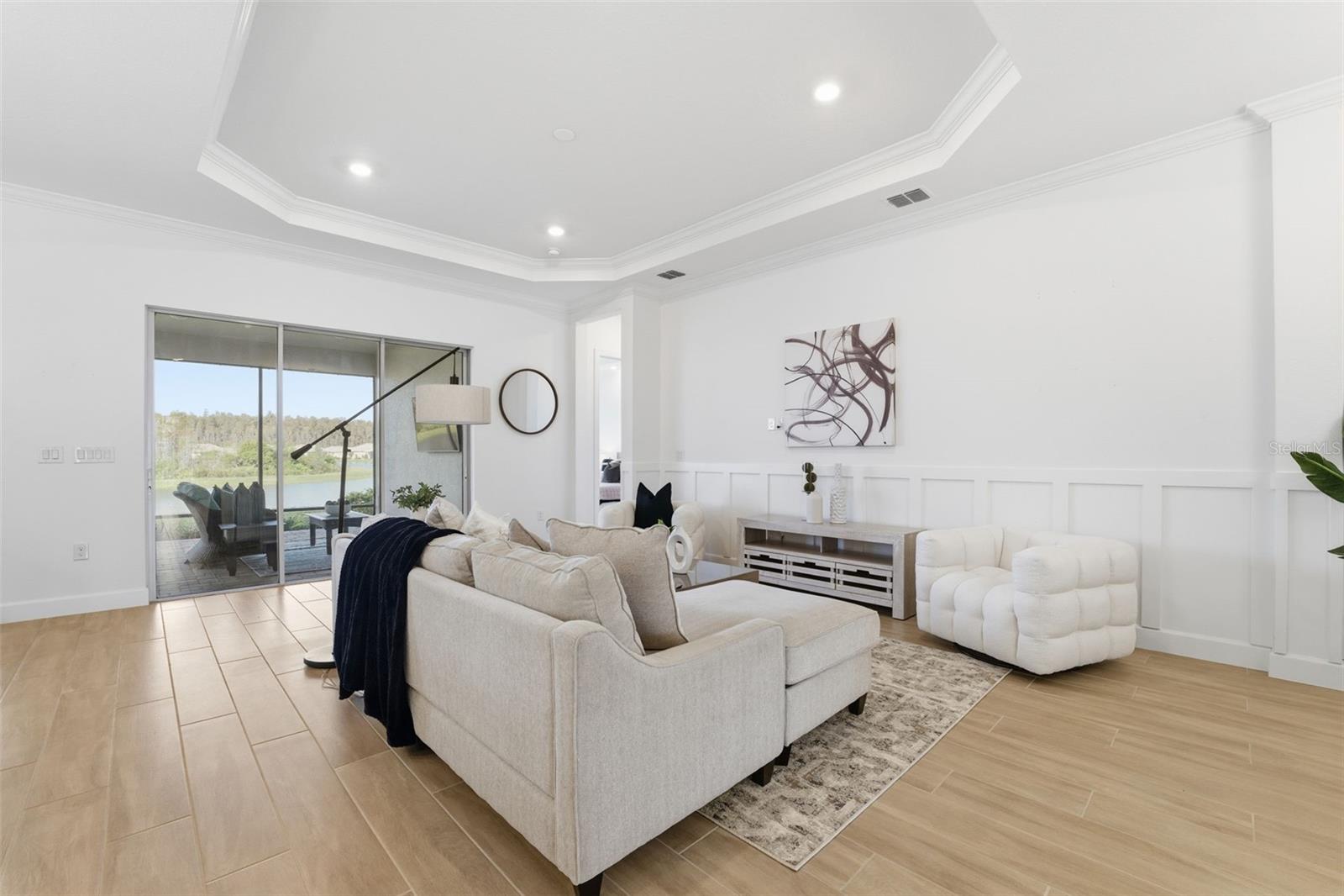 ESPLANADE/WIREGRASS RANCH PHS - Residential