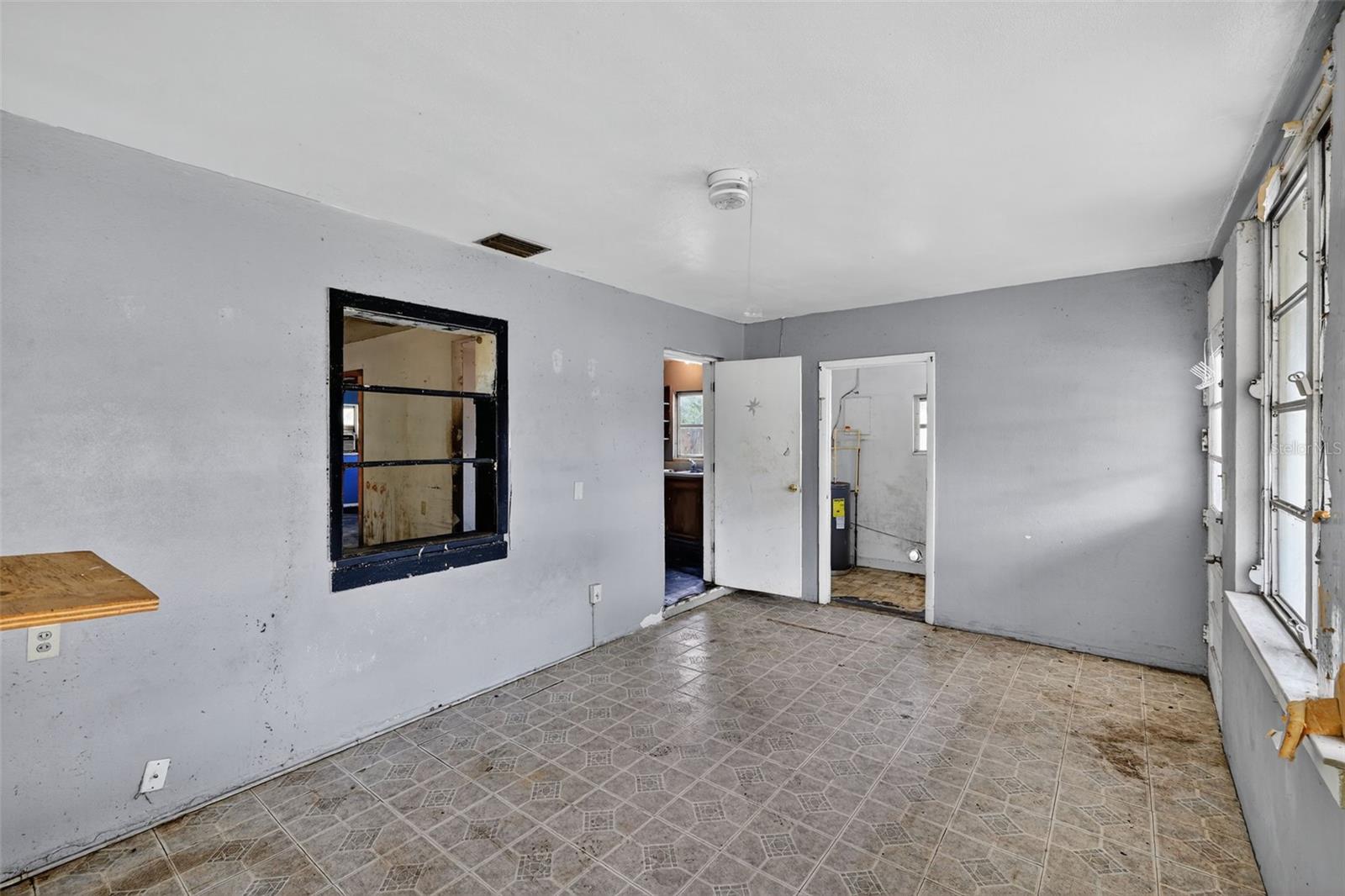 ZEPHYRHILLS COLONY CO - Residential