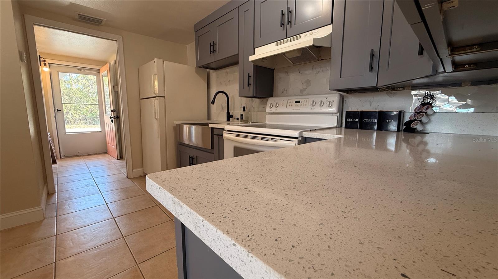 LEISURE BEACH - Residential Income