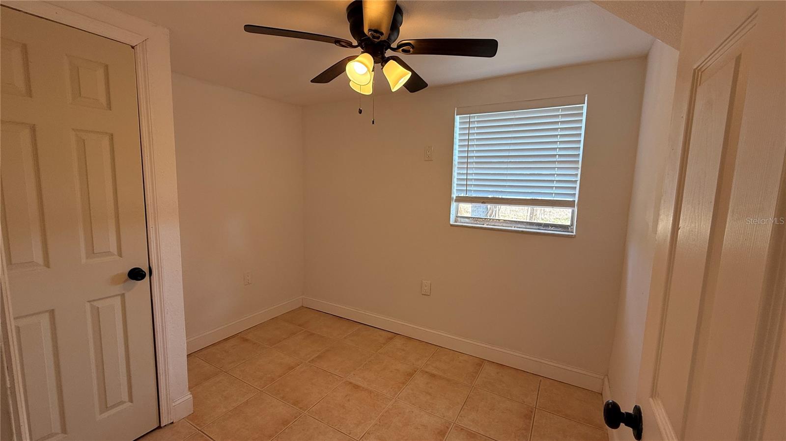 LEISURE BEACH - Residential Income