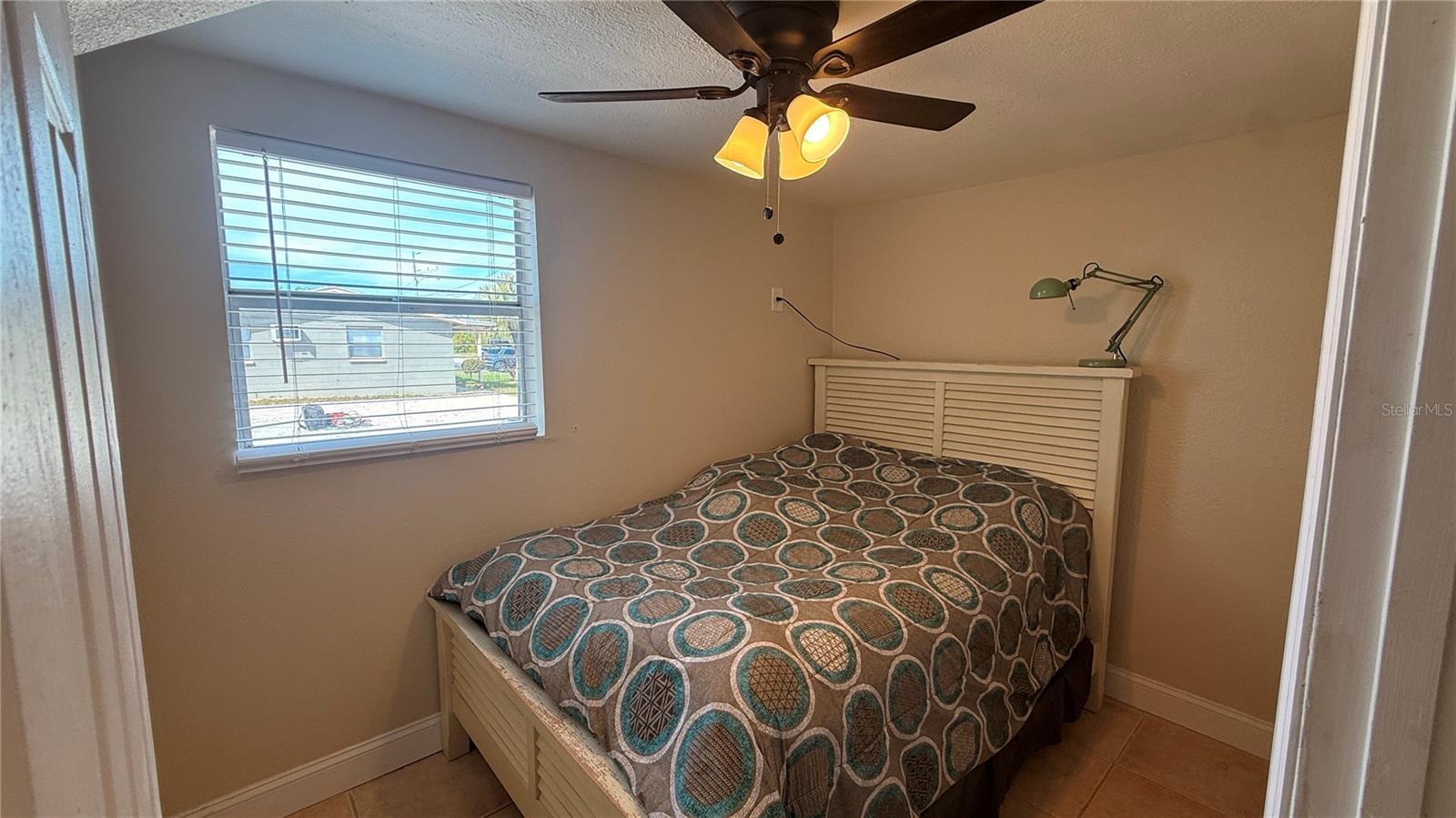 LEISURE BEACH - Residential Income