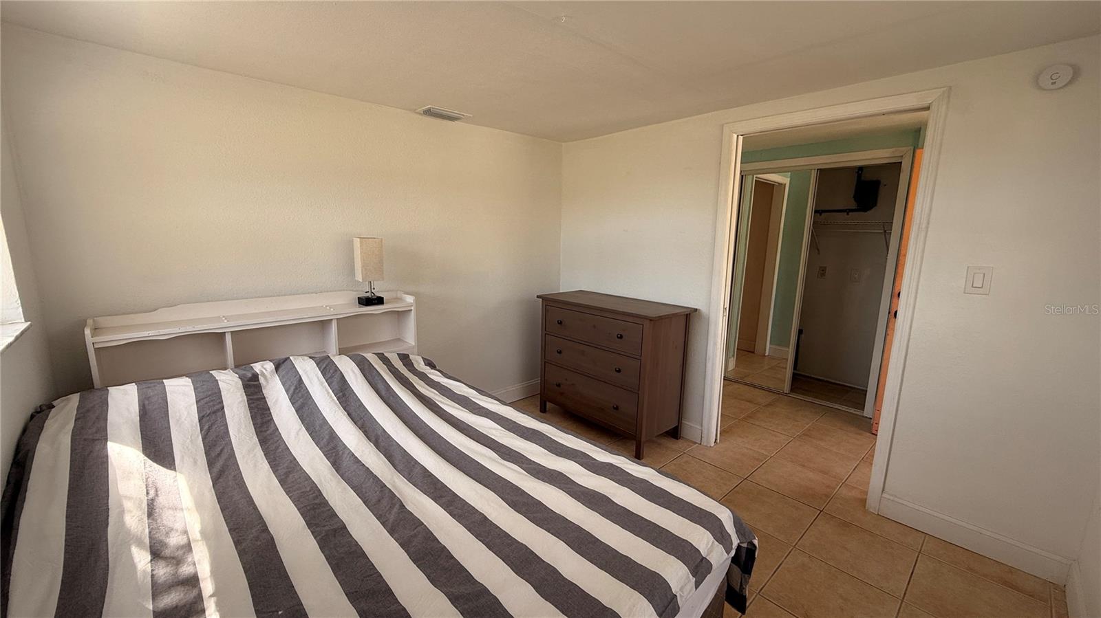 LEISURE BEACH - Residential Income