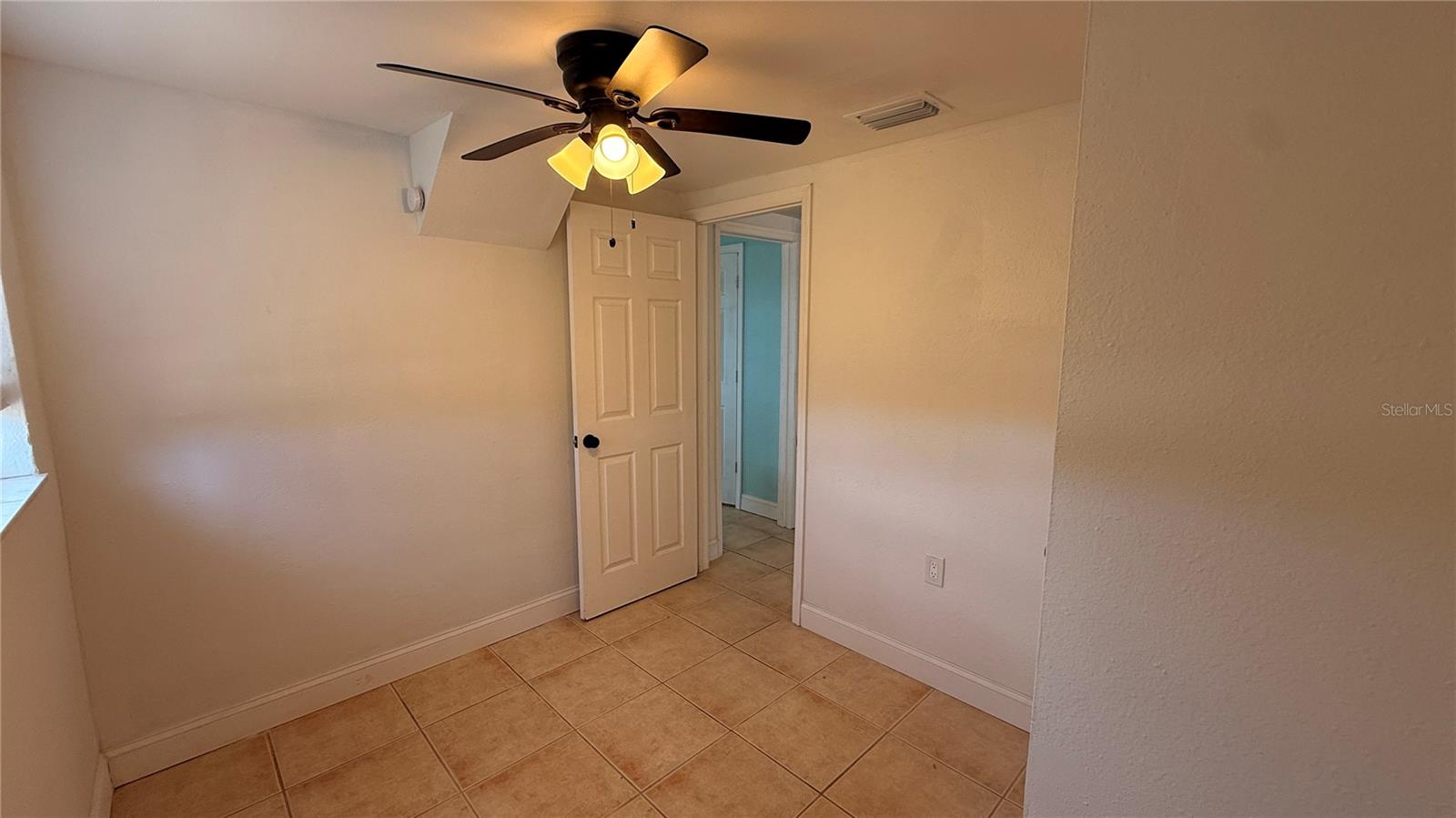 LEISURE BEACH - Residential Income