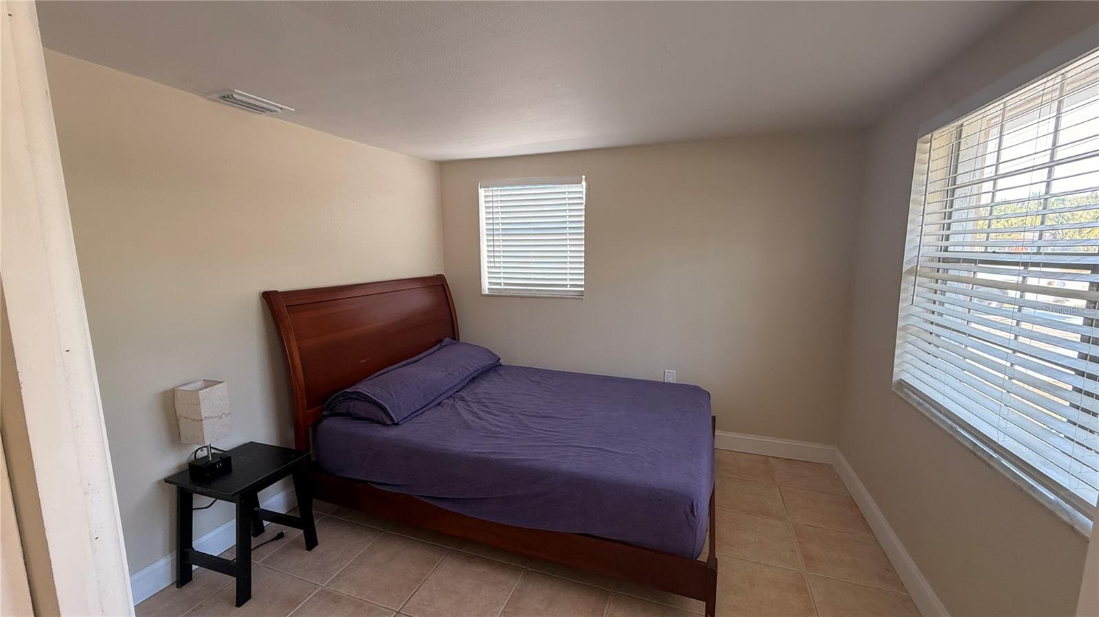 LEISURE BEACH - Residential Income