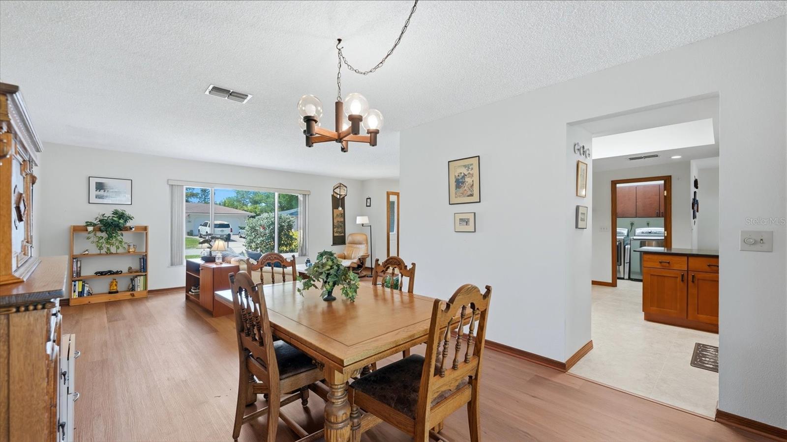 POINTE WEST - Residential