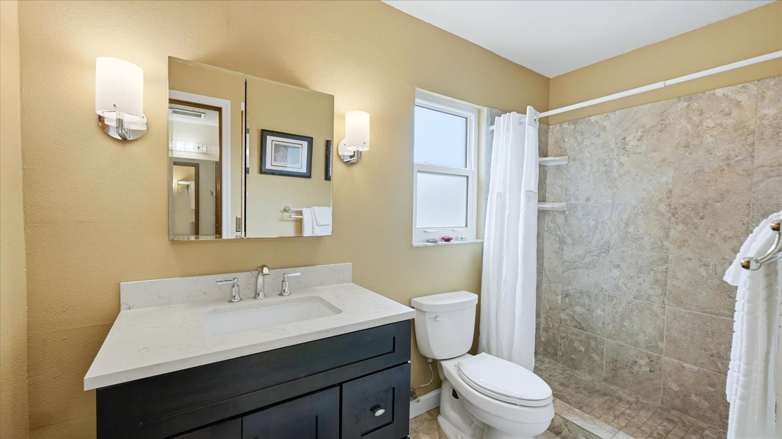 POINTE WEST - Residential