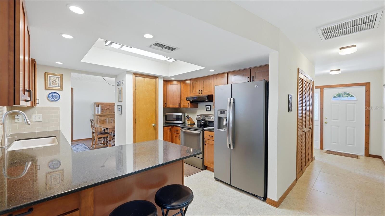 POINTE WEST - Residential