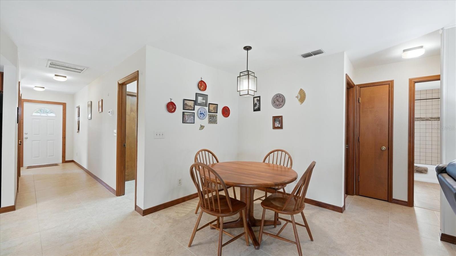 POINTE WEST - Residential