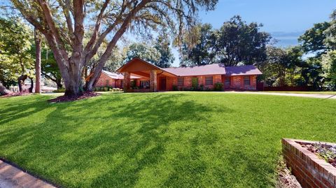 A home in LONGWOOD