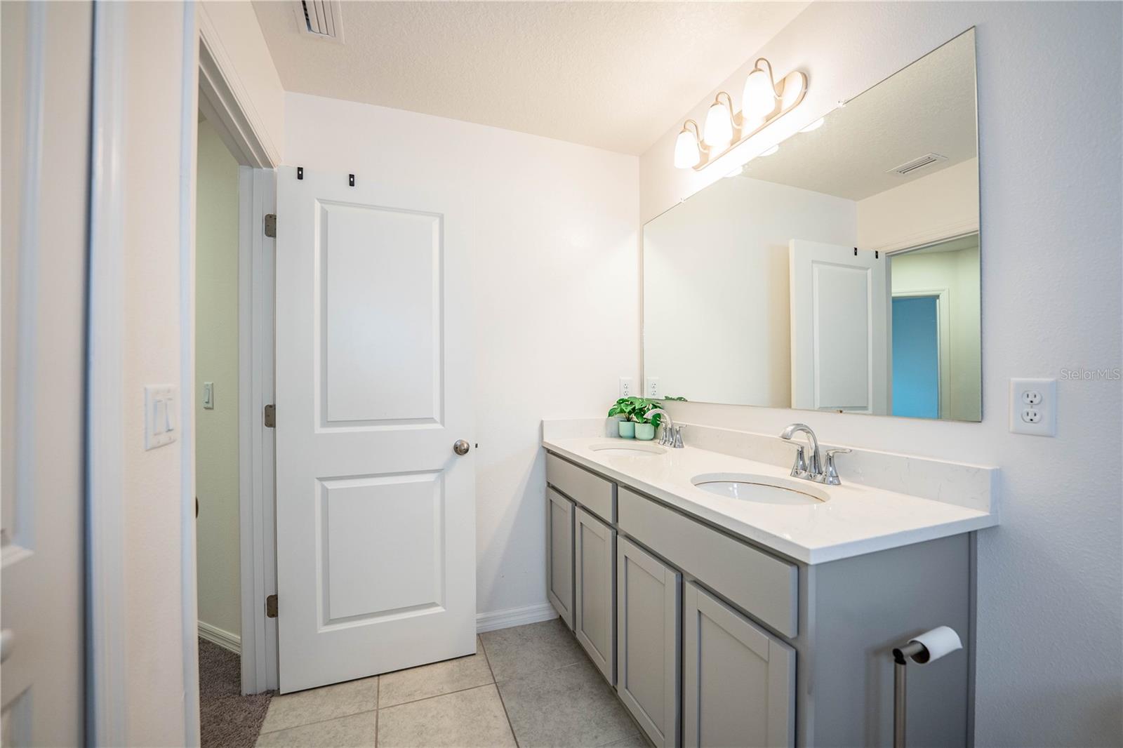 ONE COLLEGE PLACE - Residential Lease