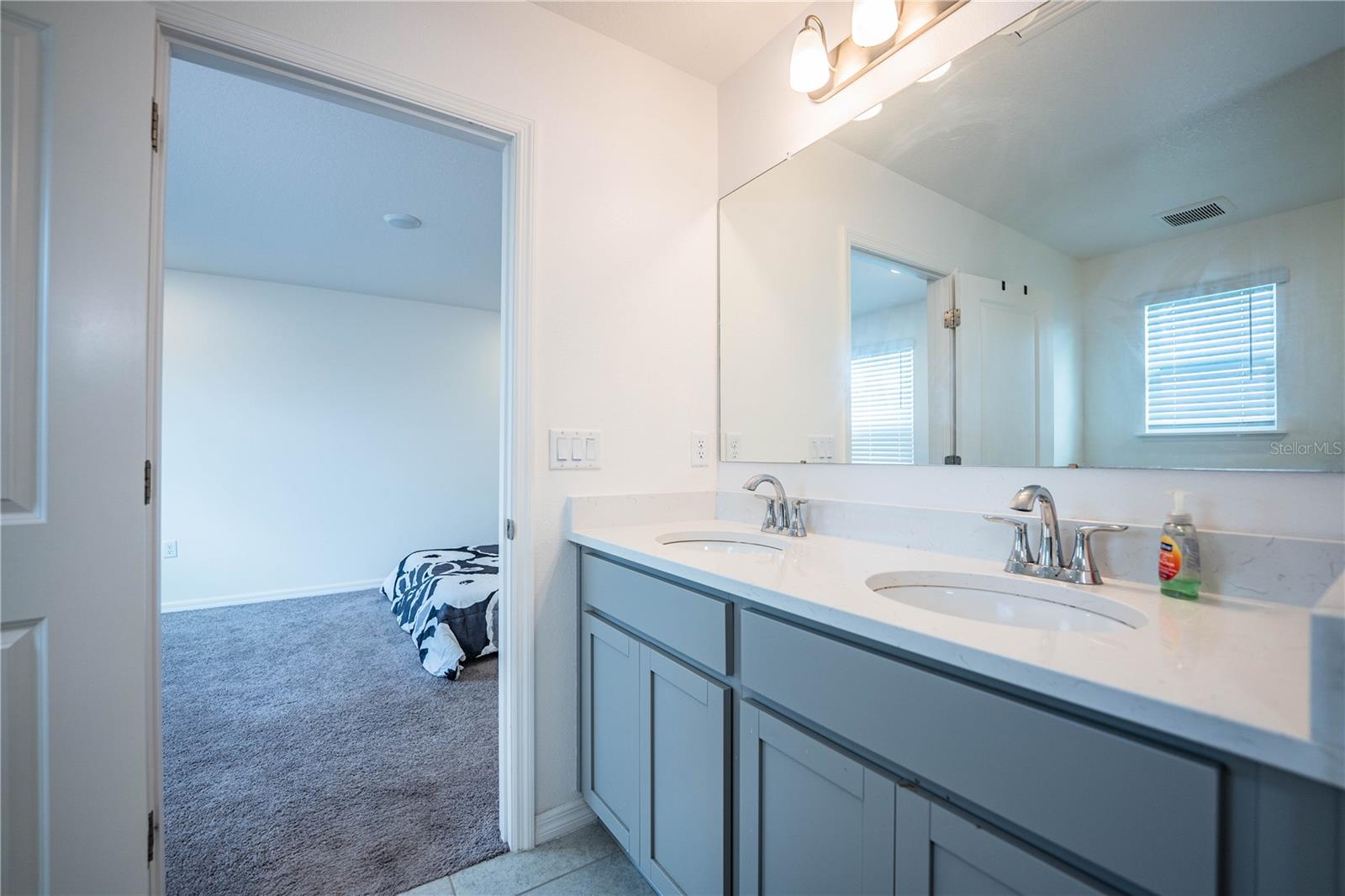 ONE COLLEGE PLACE - Residential Lease