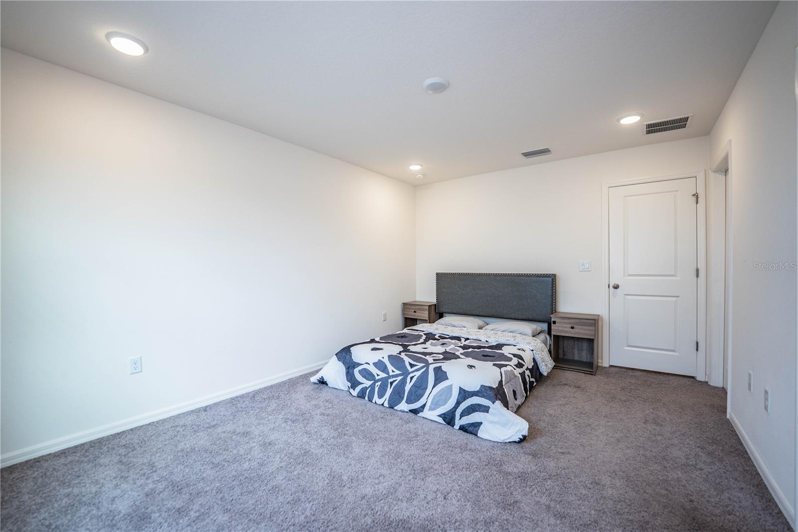 ONE COLLEGE PLACE - Residential Lease