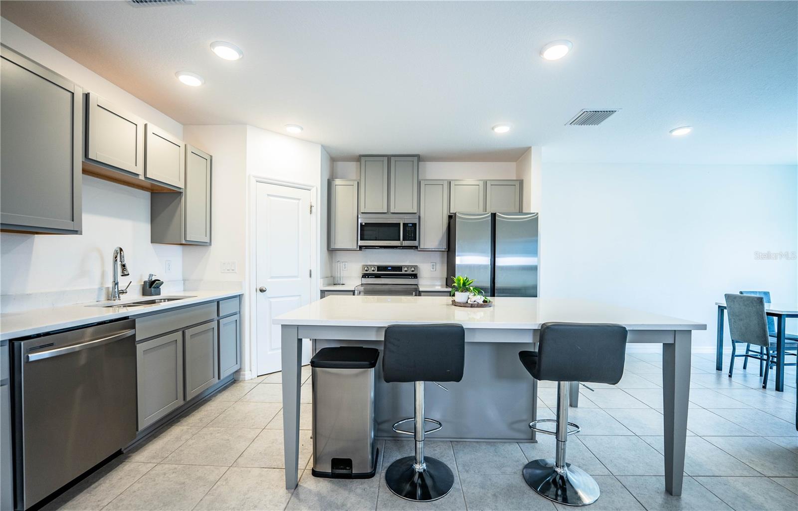 ONE COLLEGE PLACE - Residential Lease