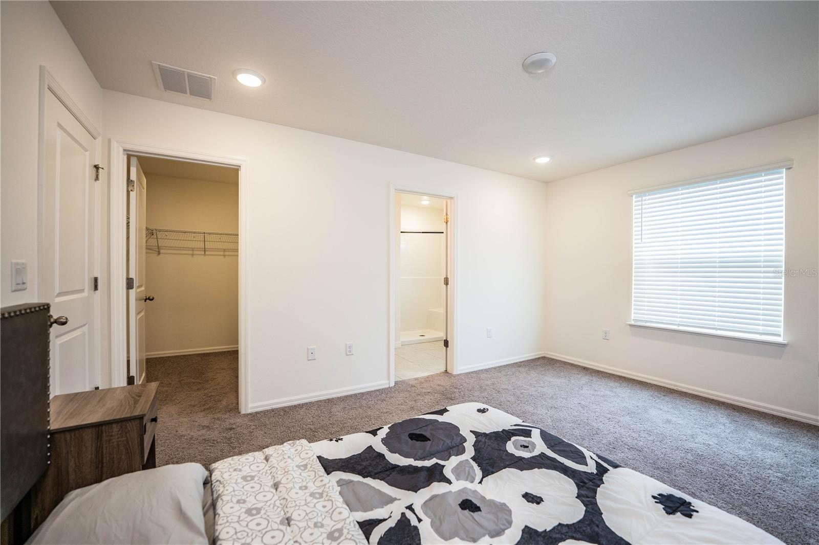 ONE COLLEGE PLACE - Residential Lease