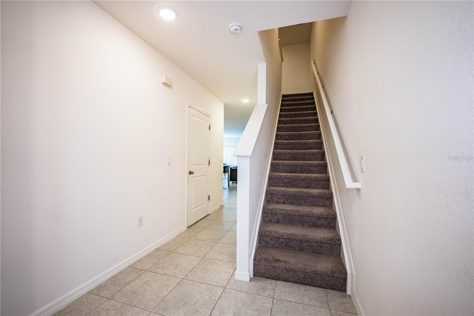 ONE COLLEGE PLACE - Residential Lease