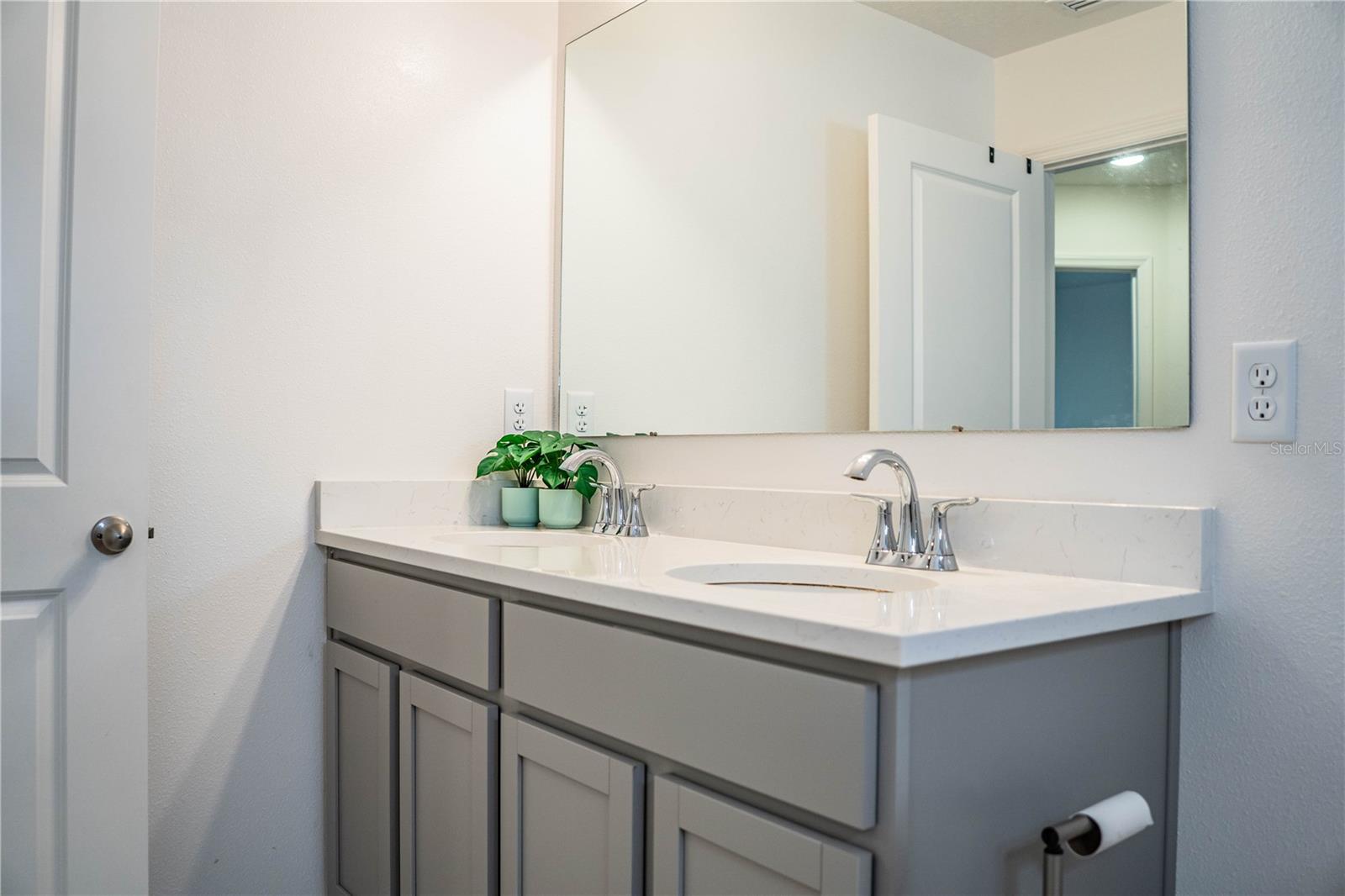 ONE COLLEGE PLACE - Residential Lease