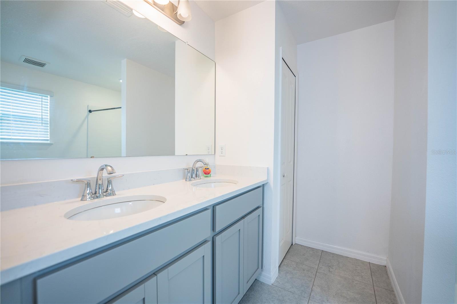 ONE COLLEGE PLACE - Residential Lease