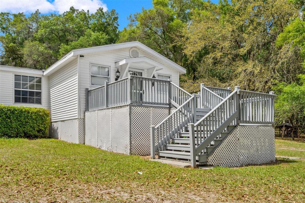 Photo of 7610 County Road 663, Bushnell, FL 33513 (MLS # W7884726)