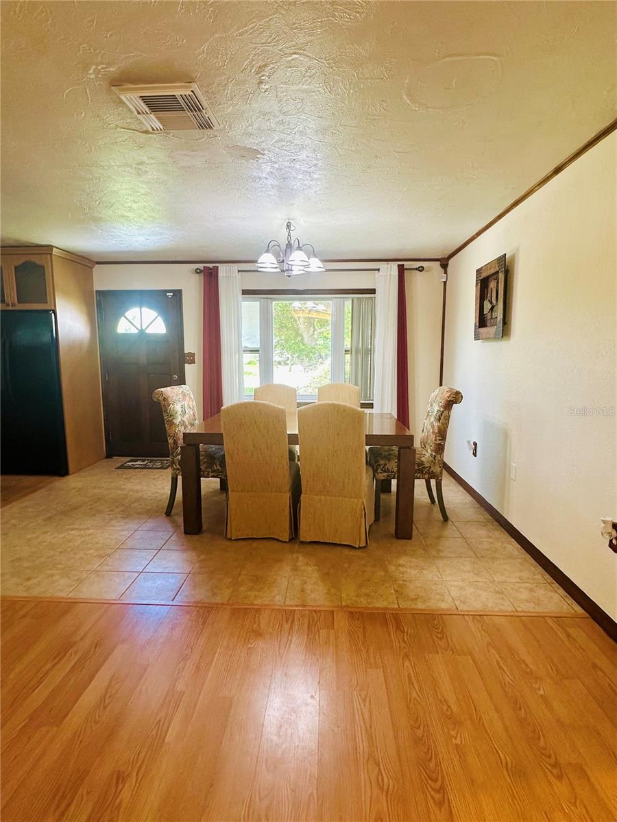 3250 SANTA BARBARA DR