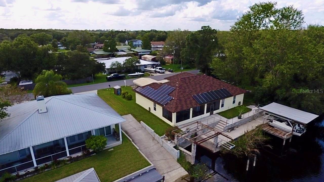 180 LAKEVIEW DRIVE
