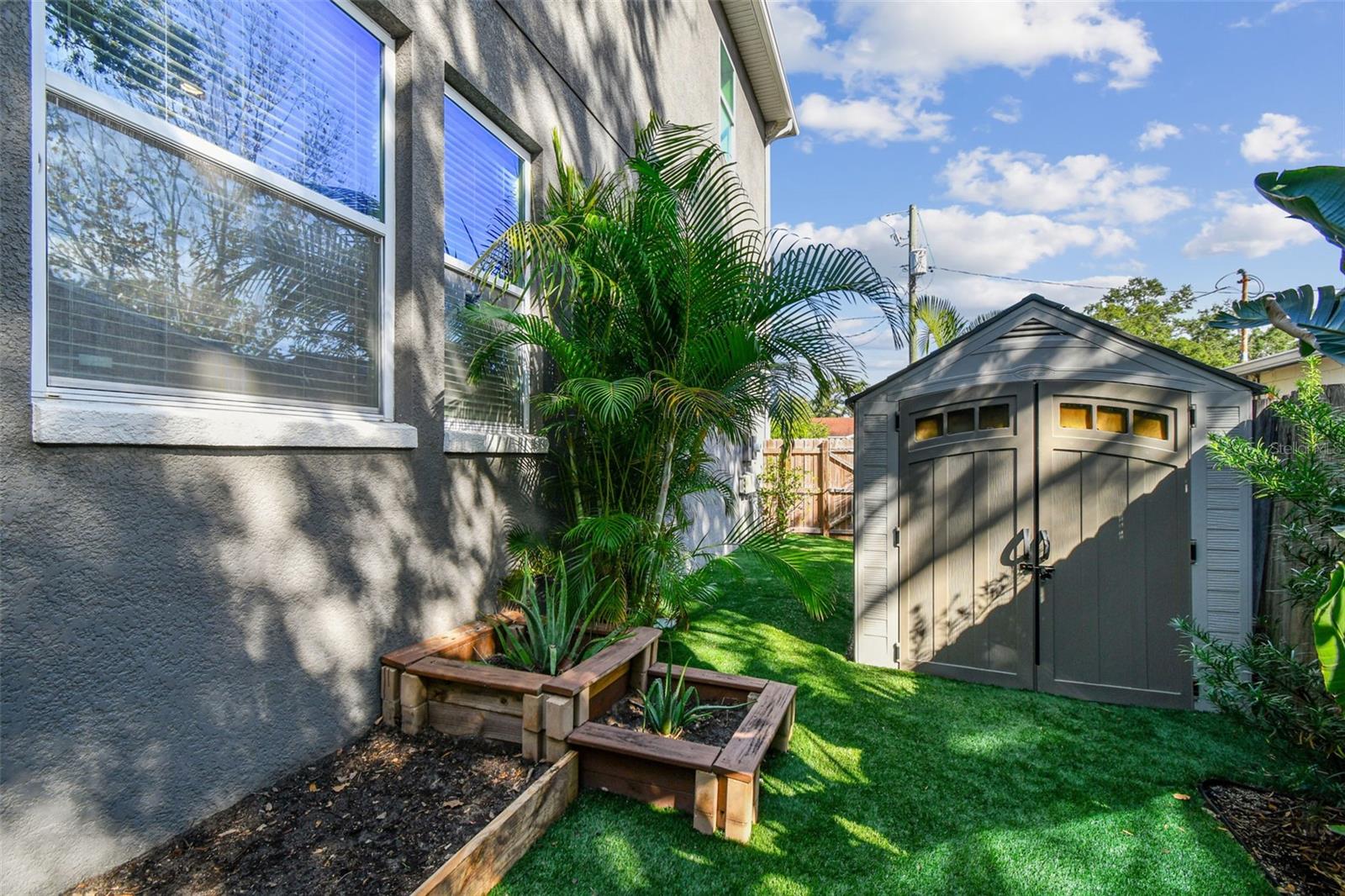 BALLAST POINT HEIGHTS - Residential