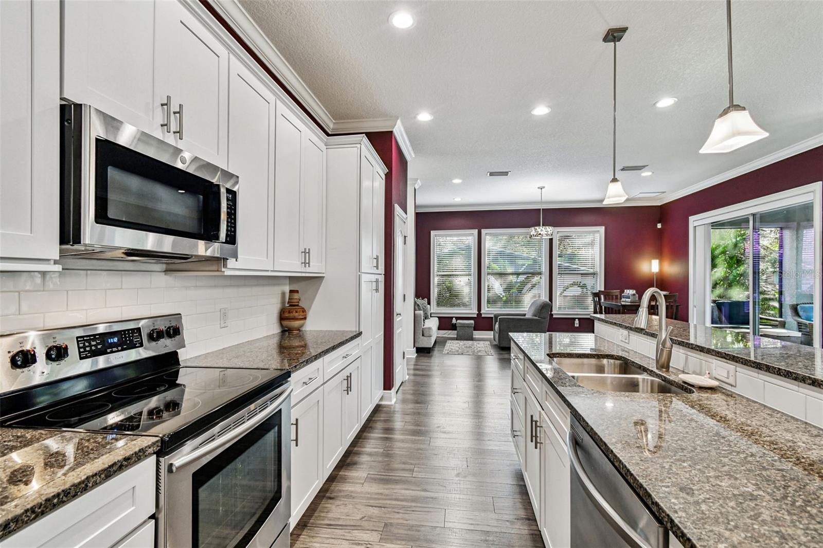 BALLAST POINT HEIGHTS - Residential