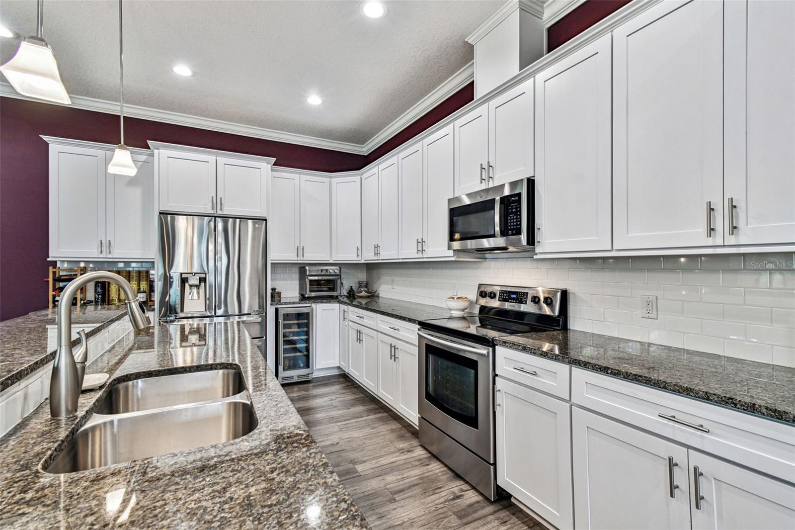 BALLAST POINT HEIGHTS - Residential