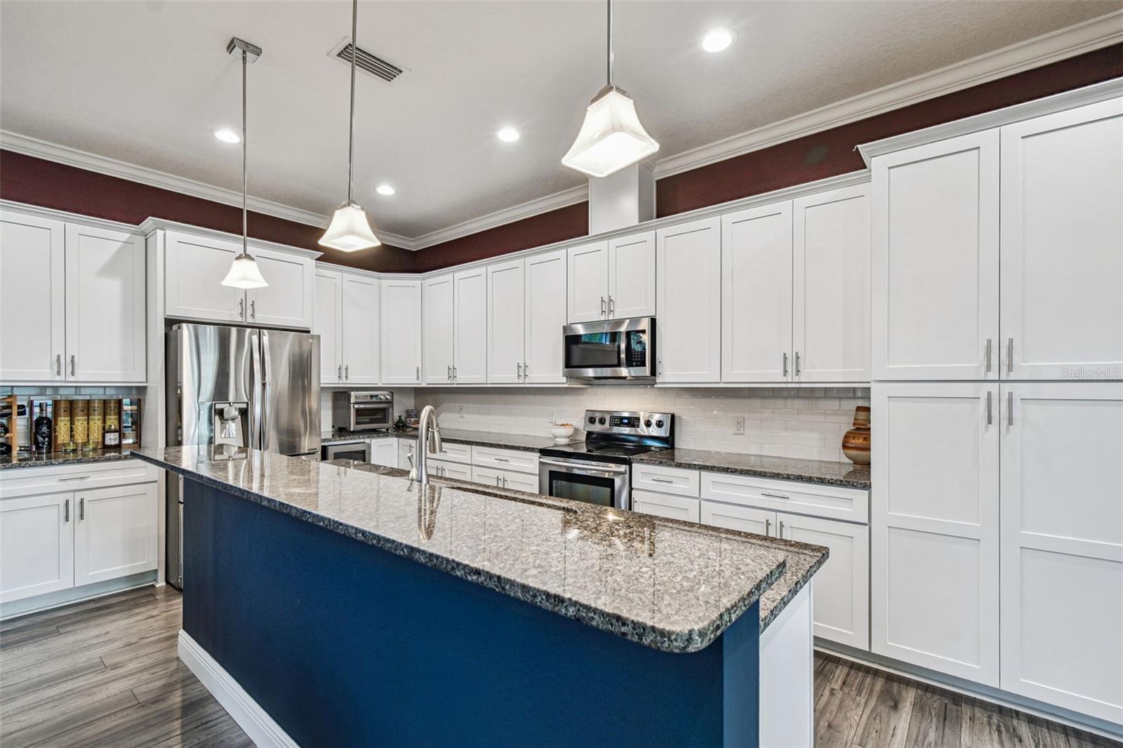 BALLAST POINT HEIGHTS - Residential