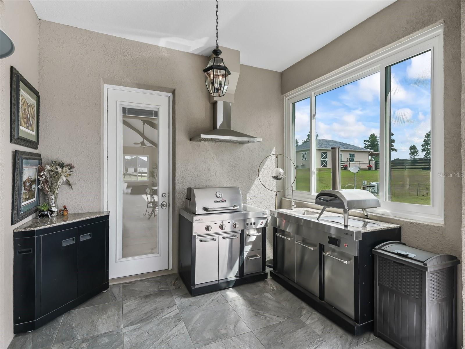 SUMMERHILL - Residential
