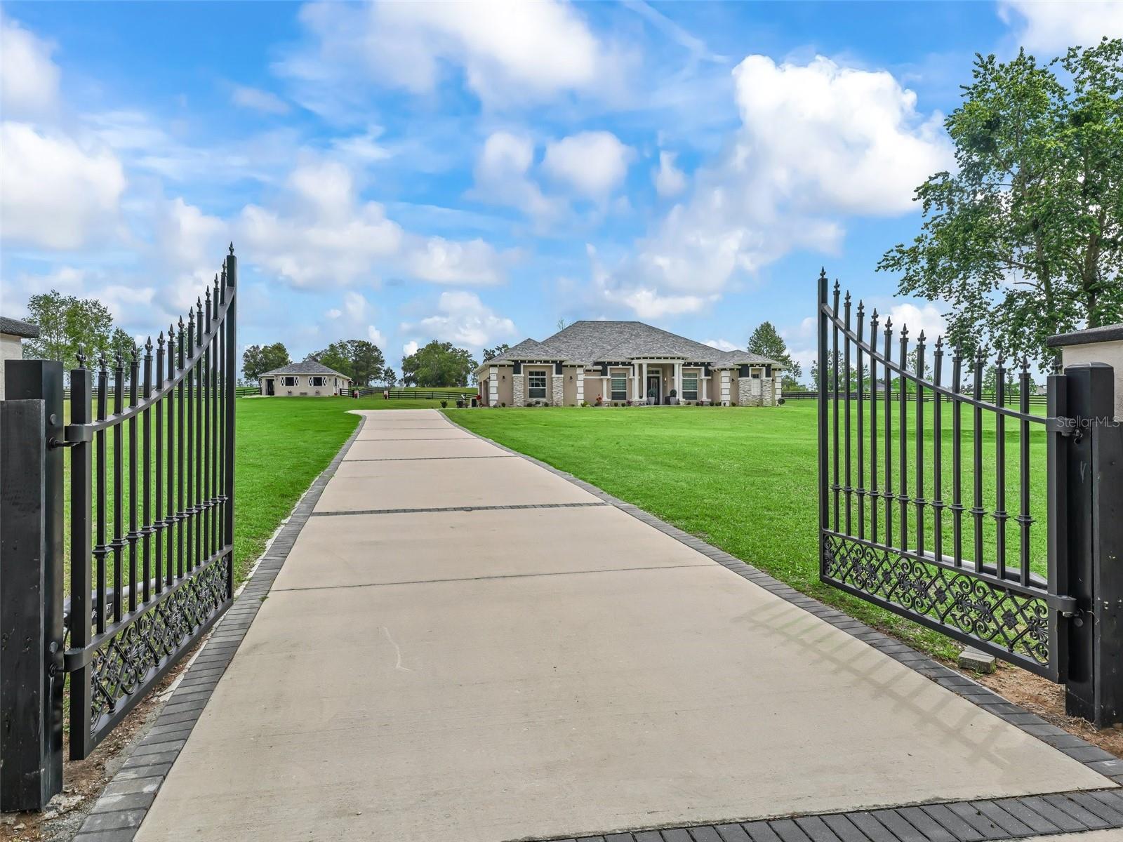 SUMMERHILL - Residential