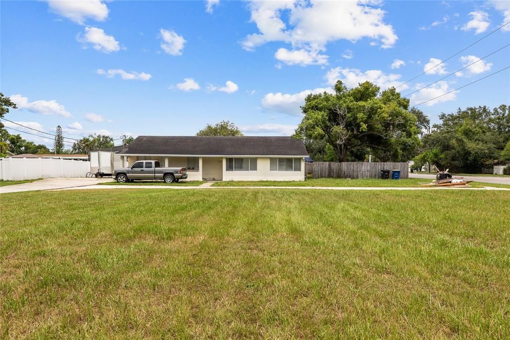 Photo of 2196 Bell Cheer Drive, Clearwater, FL 33764 (MLS # TB8488106)