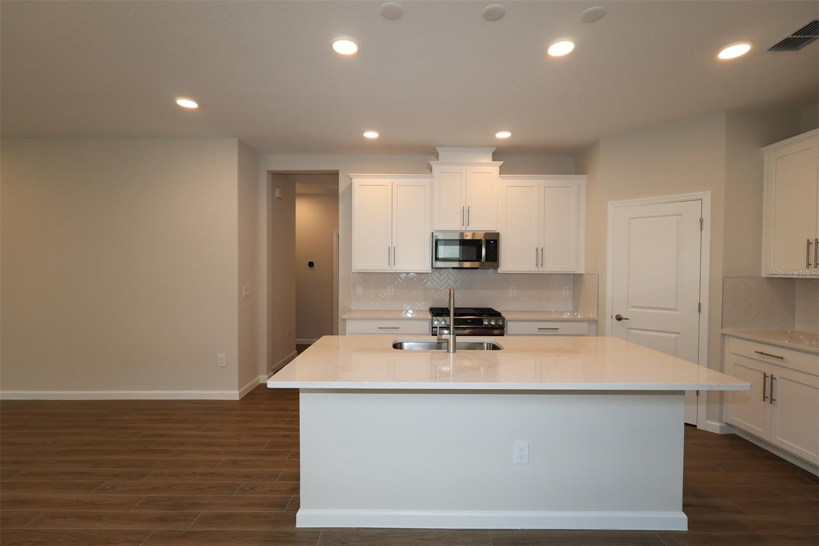 5297 HIGH LINE DRIVE