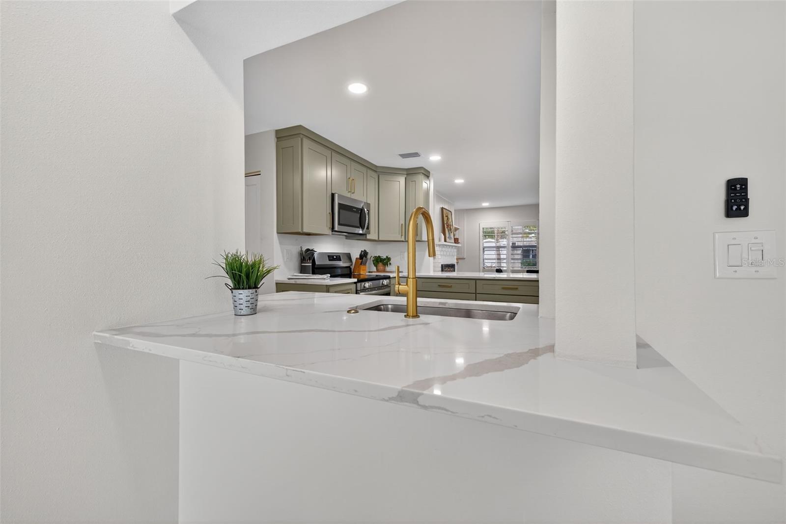 SUN-LIT SHORES - Residential