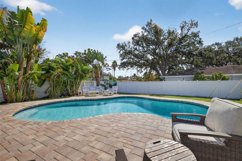 Photo of 336 87th Avenue NE, St Petersburg, FL 33702 (MLS # TB8443625)