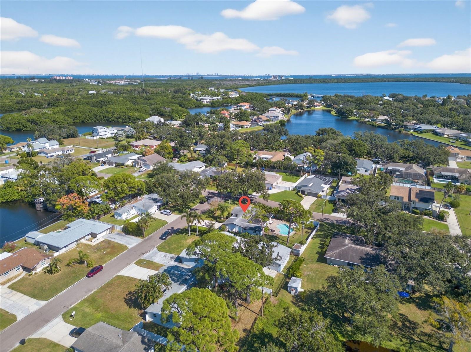 SUN-LIT SHORES - Residential