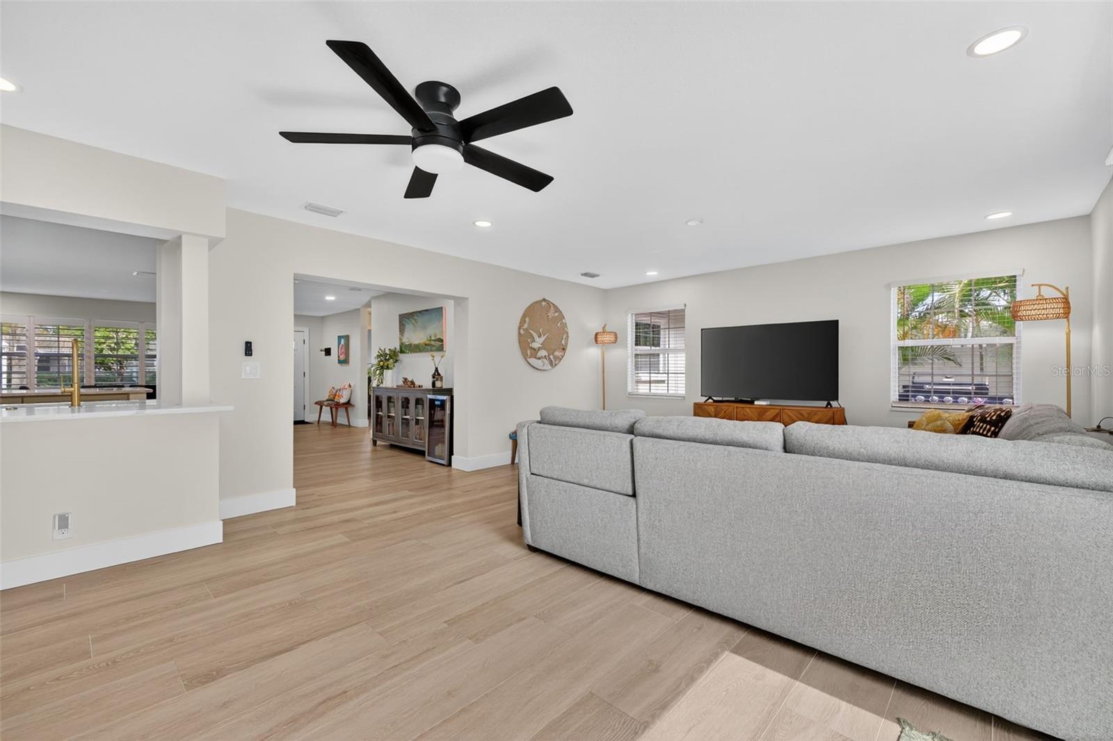 SUN-LIT SHORES - Residential