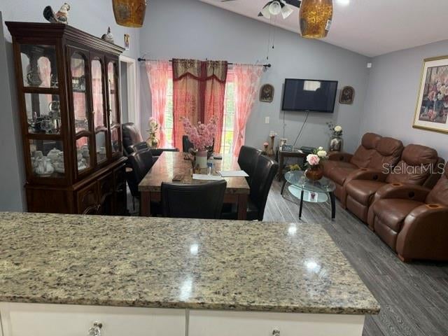 6567 MERITMOOR CIRCLE