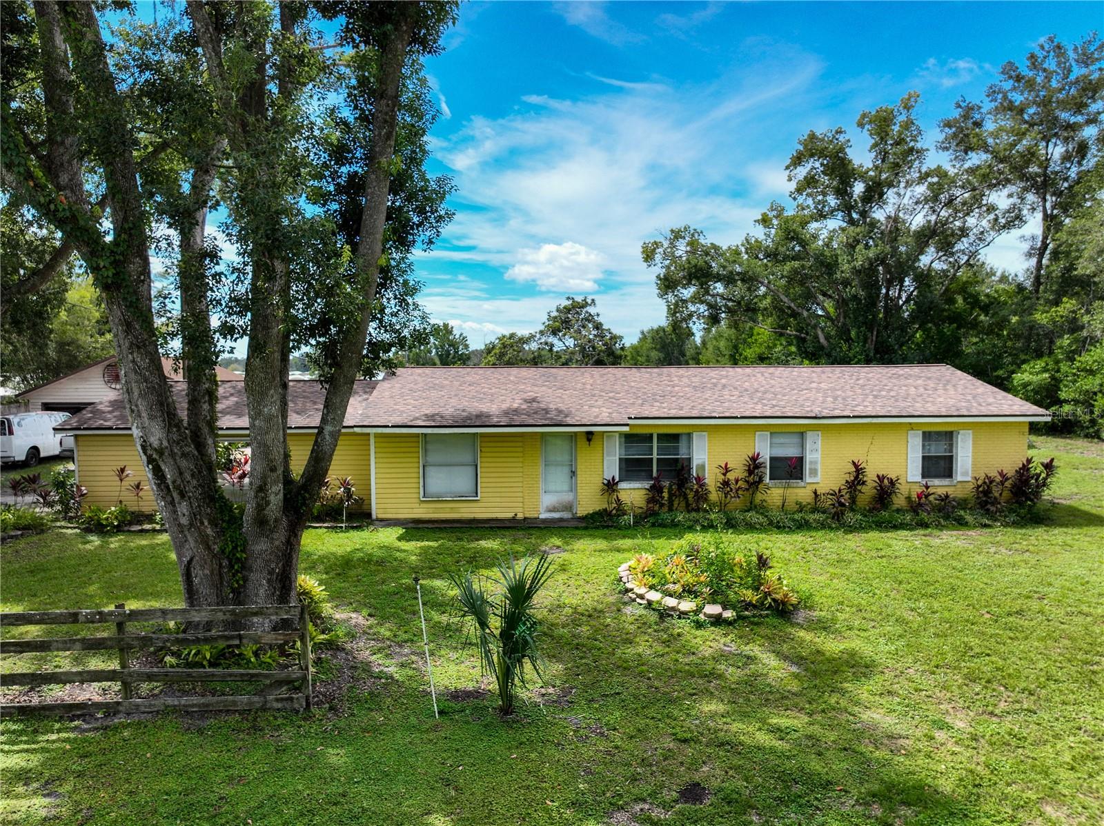 GOLDEN GEM RURAL - Residential