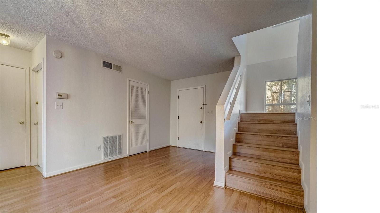 10120 LICHEN COURT