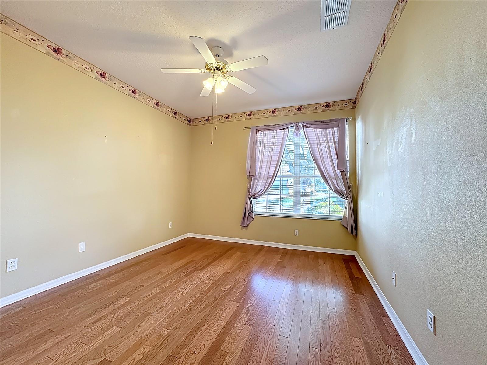 KINGS RIDGE - Residential