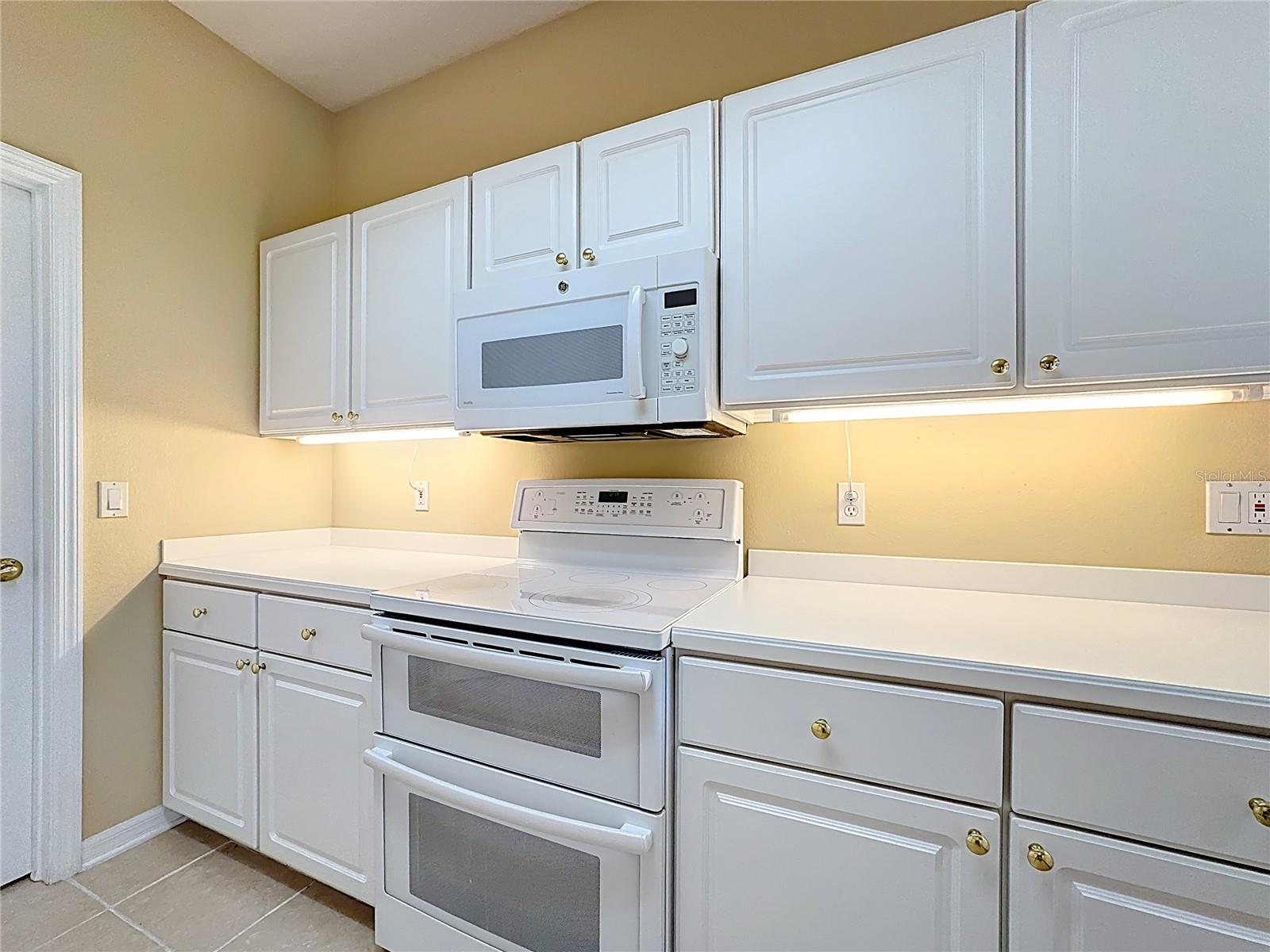 KINGS RIDGE - Residential